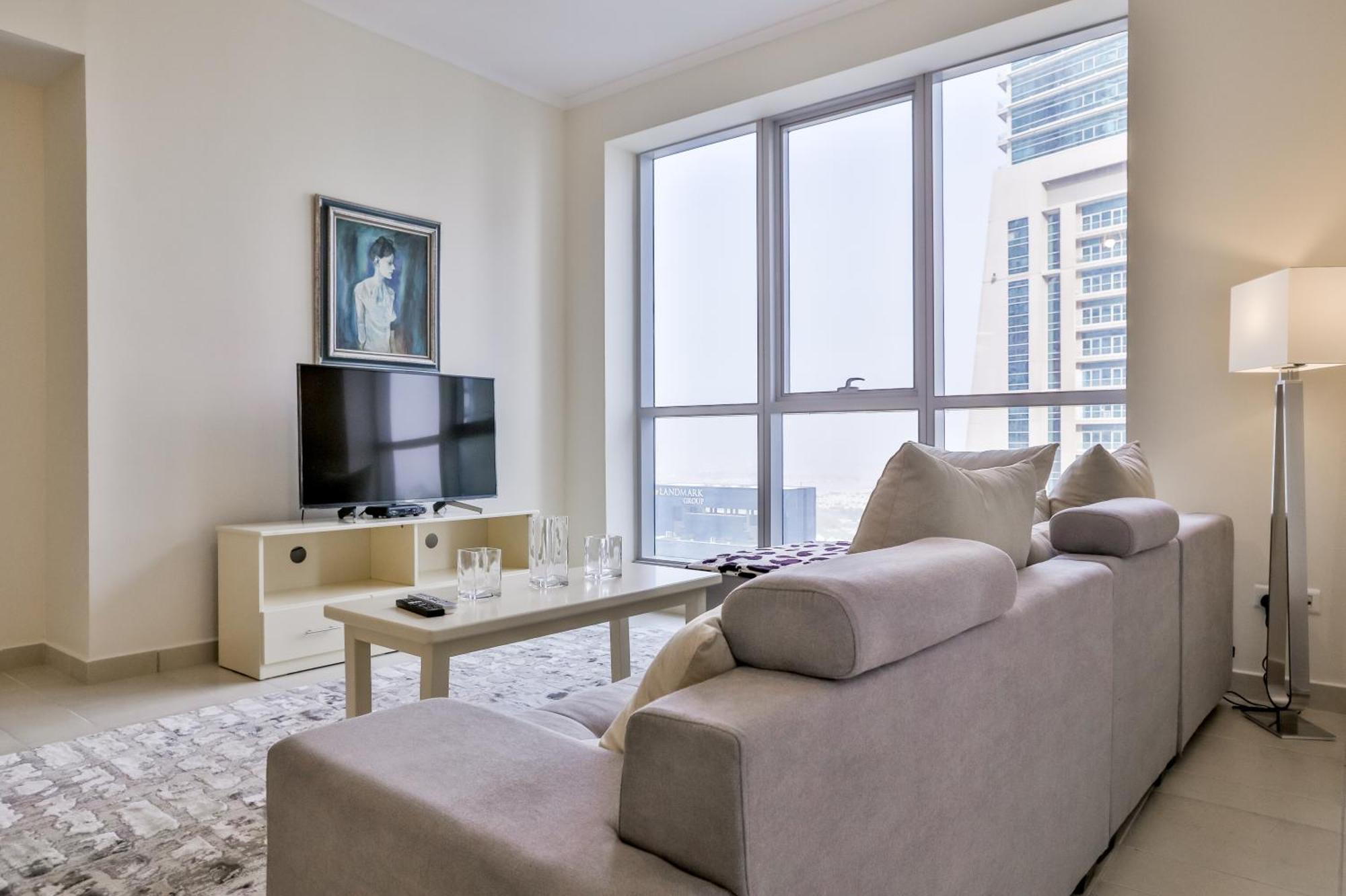 2 Bedroom High Floor Torch Tower Marina - Nox