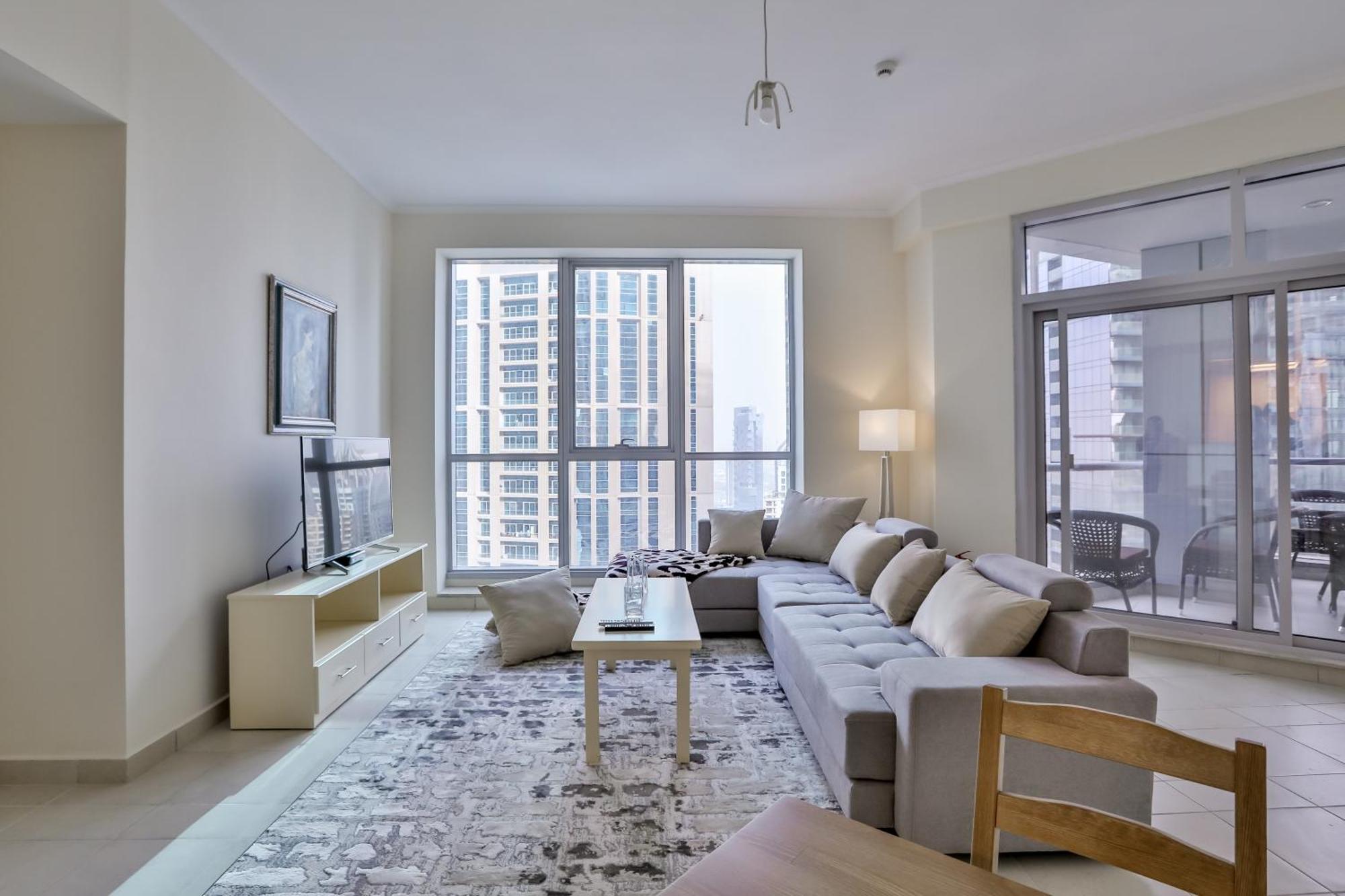 2 Bedroom High Floor Torch Tower Marina - Nox *