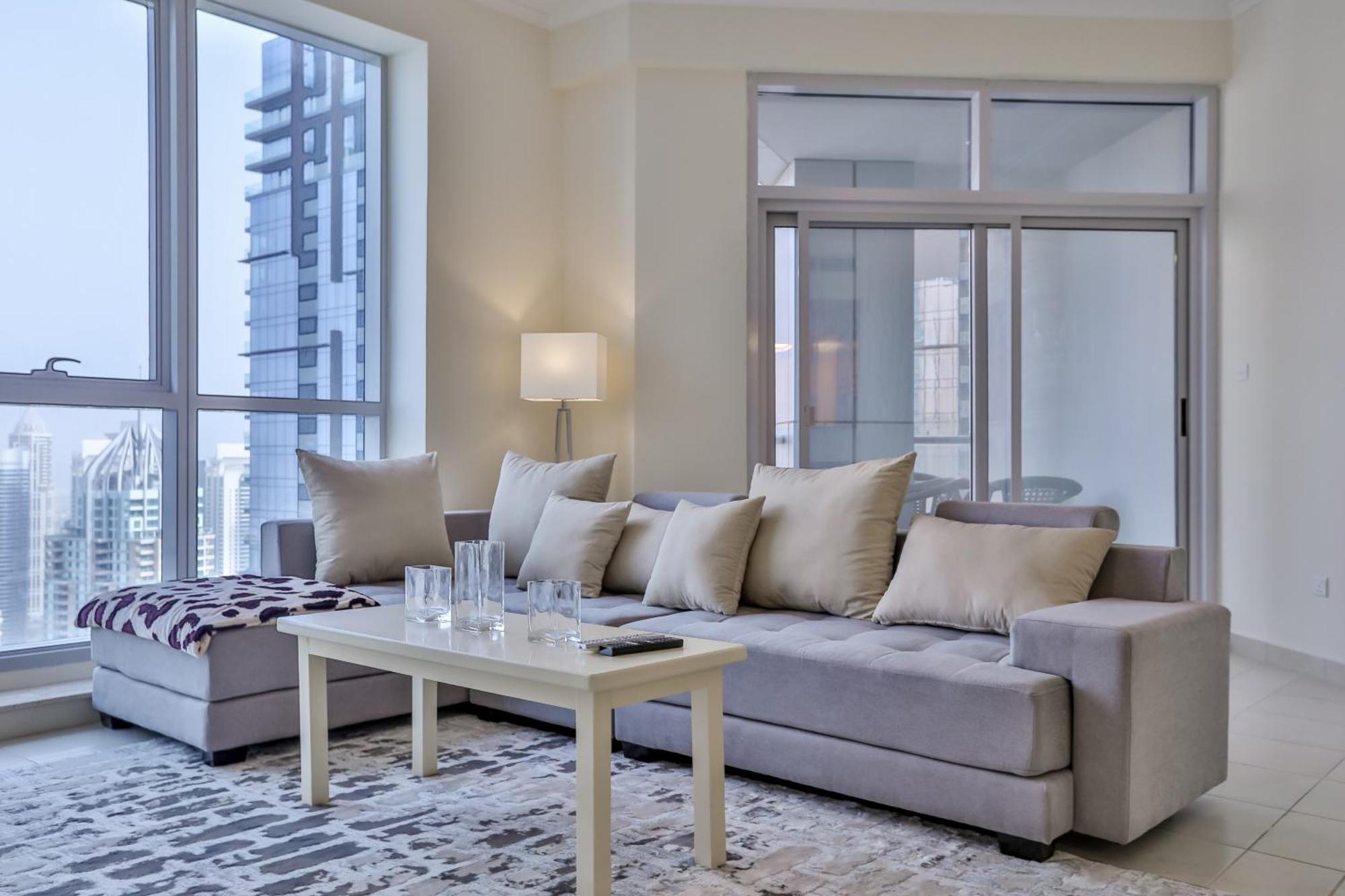 2 Bedroom High Floor Torch Tower Marina - Nox
