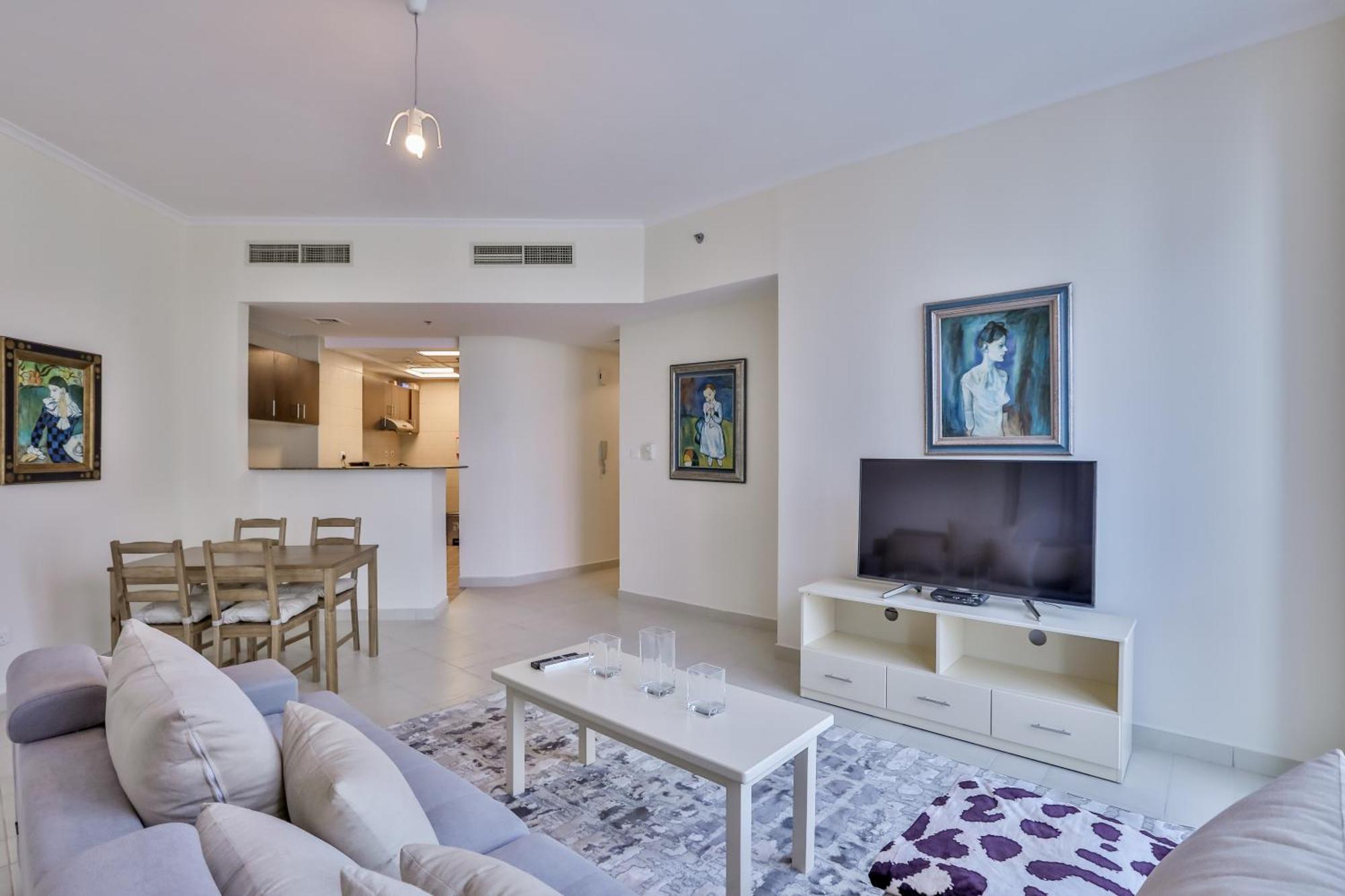 2 Bedroom High Floor Torch Tower Marina - Nox *