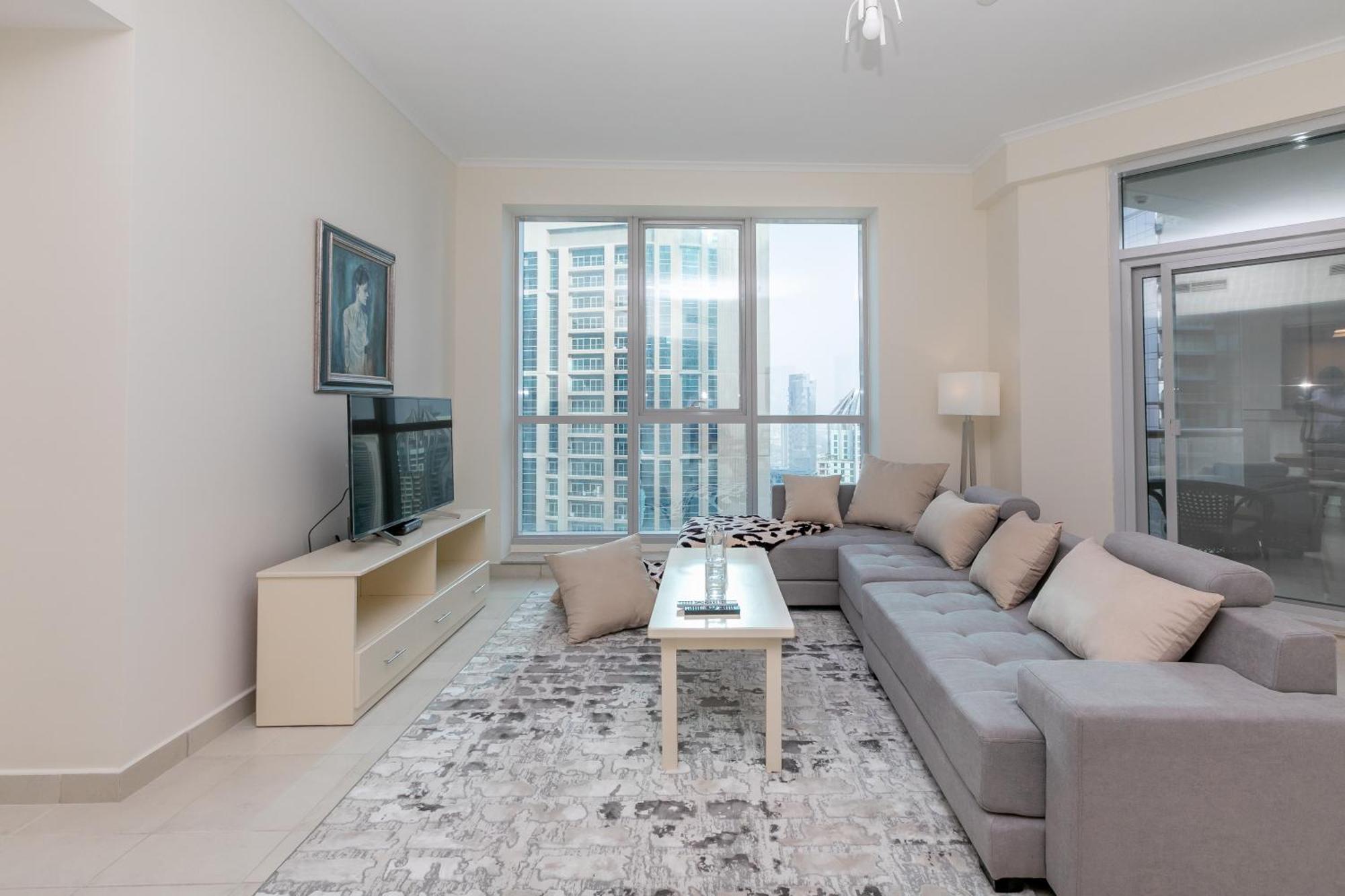 2 Bedroom High Floor Torch Tower Marina - Nox * Dubai