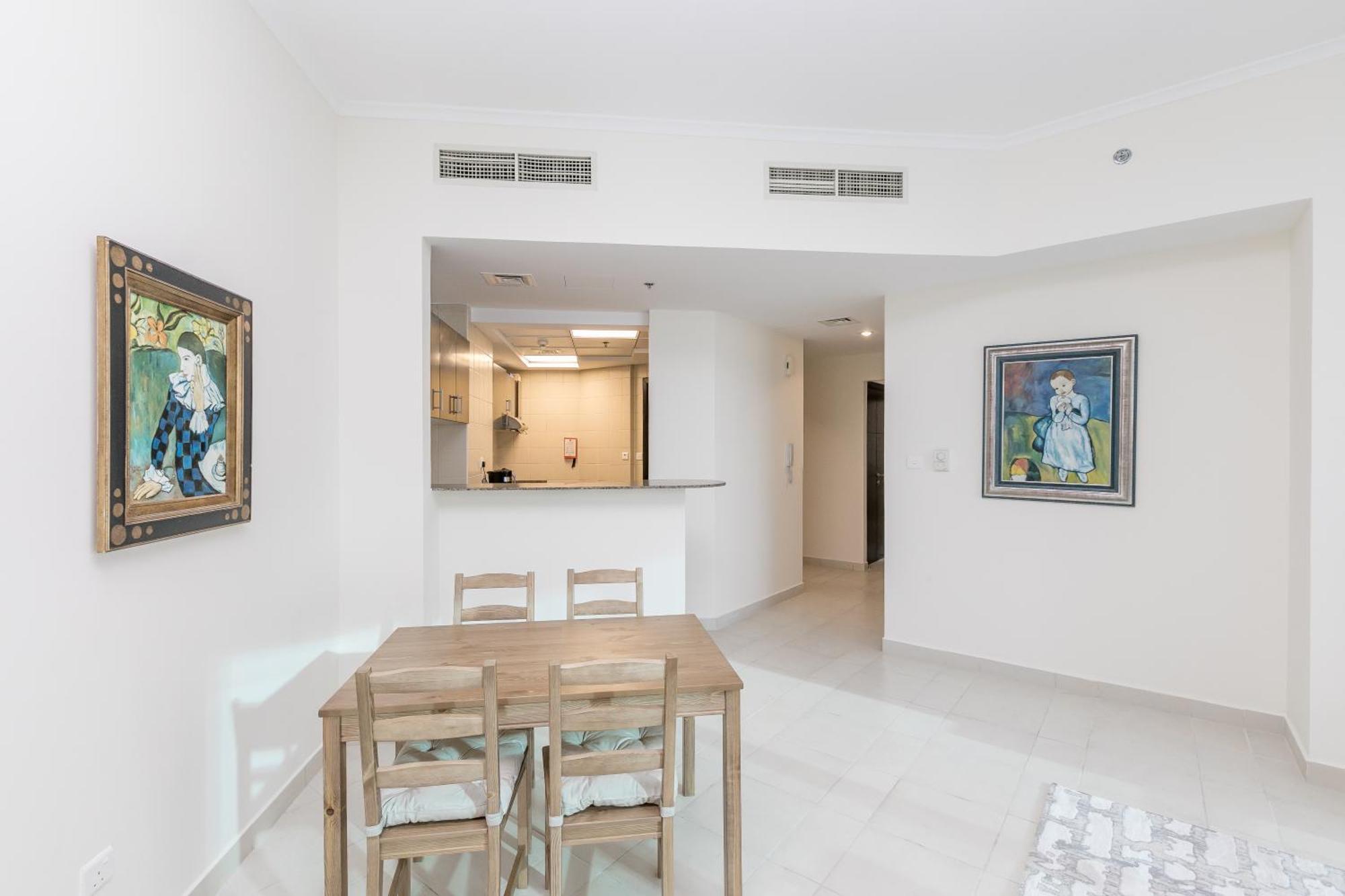 2 Bedroom High Floor Torch Tower Marina - Nox Dubai