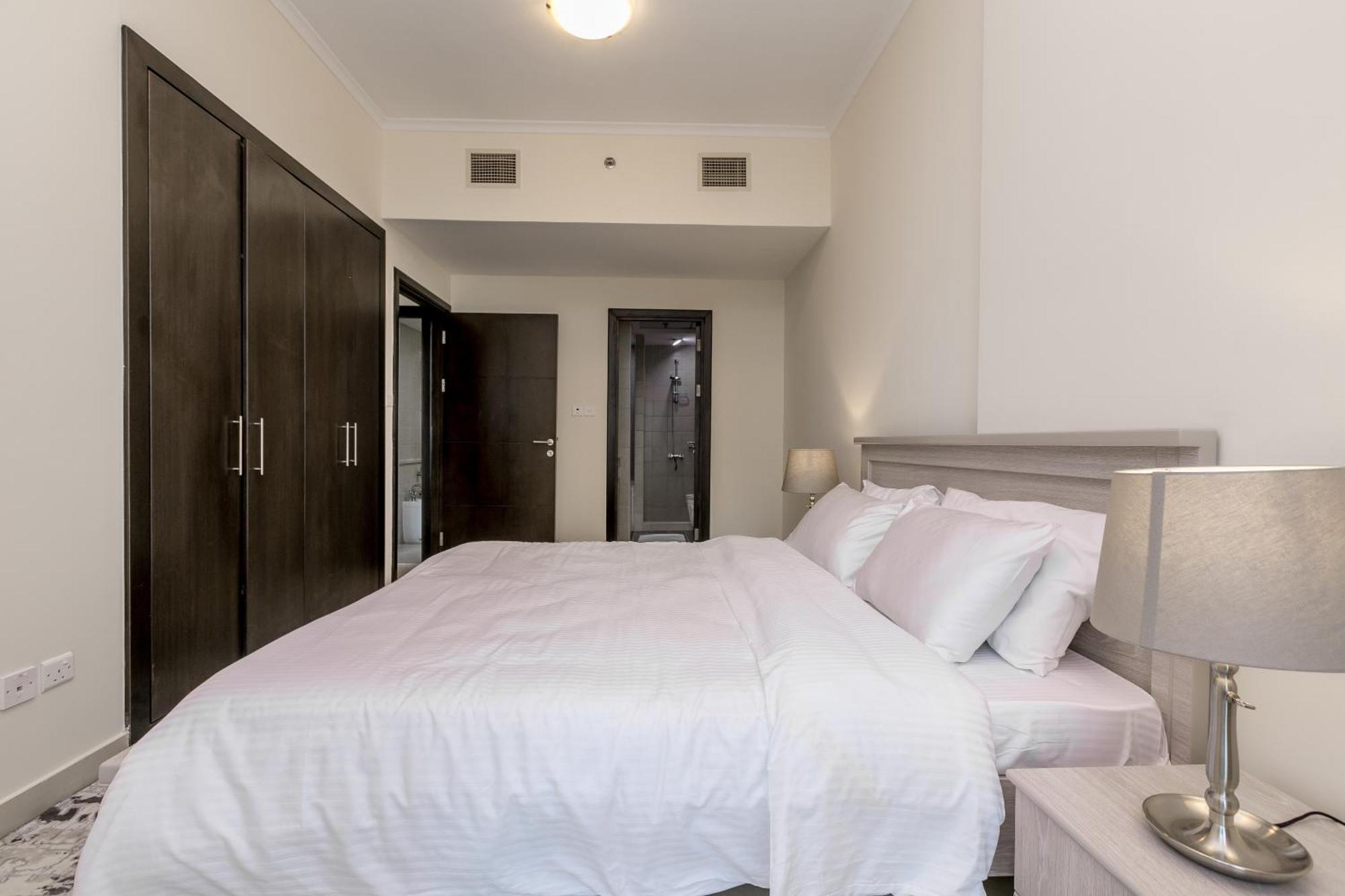 Apartment 2 Bedroom High Floor Torch Tower Marina - Nox Dubai